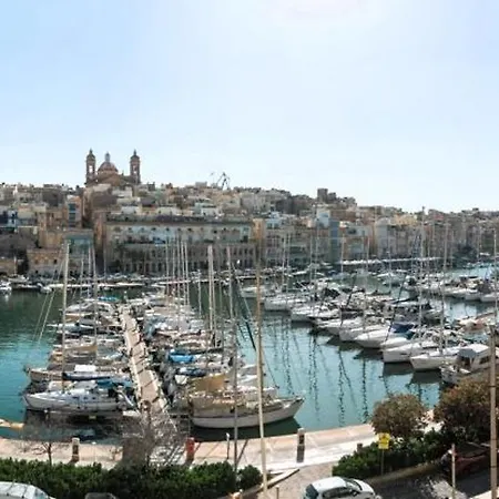 Six In - Panoramic Marina View - 3 3 Baths - Valletta Ferry شقة *