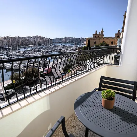 Six In - Panoramic Marina View - 3 3 Baths - Valletta Ferry بيرغو